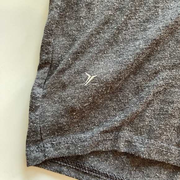 Old Navy Gray Tank Top - Picture 4 of 5
